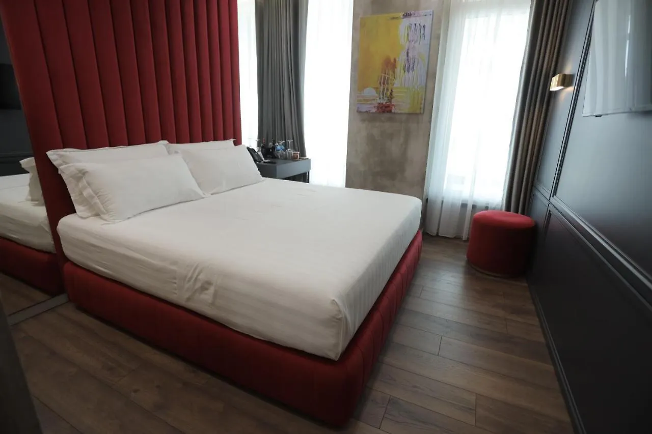 Ap Hotel Boutique Vlore 4*,